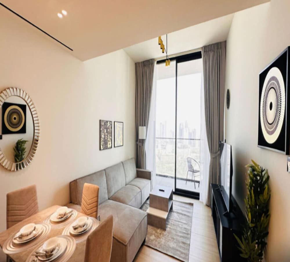 OYO HOME 1482 Standard One Bedroom