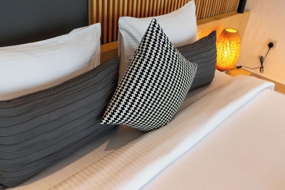 Samaya Holiday Homes - Marina luxury Suites Classic Apartment, Balcony, Marina View 6