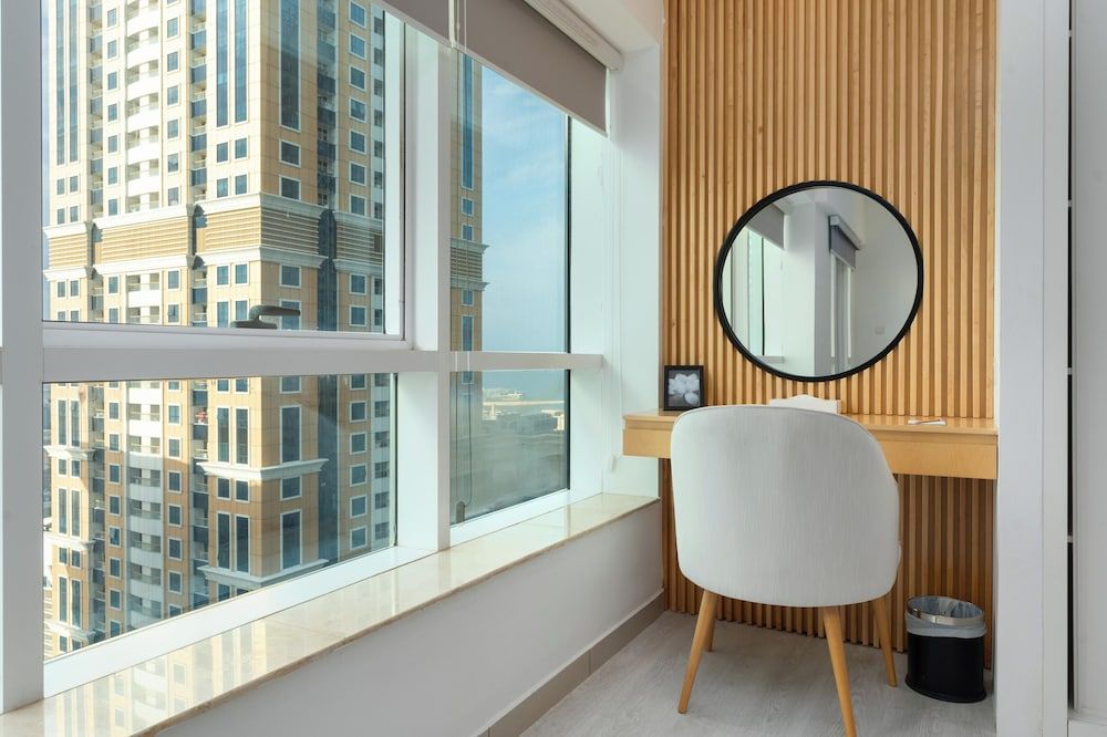 Samaya Holiday Homes - Marina luxury Suites Classic Apartment, Balcony, Marina View 11