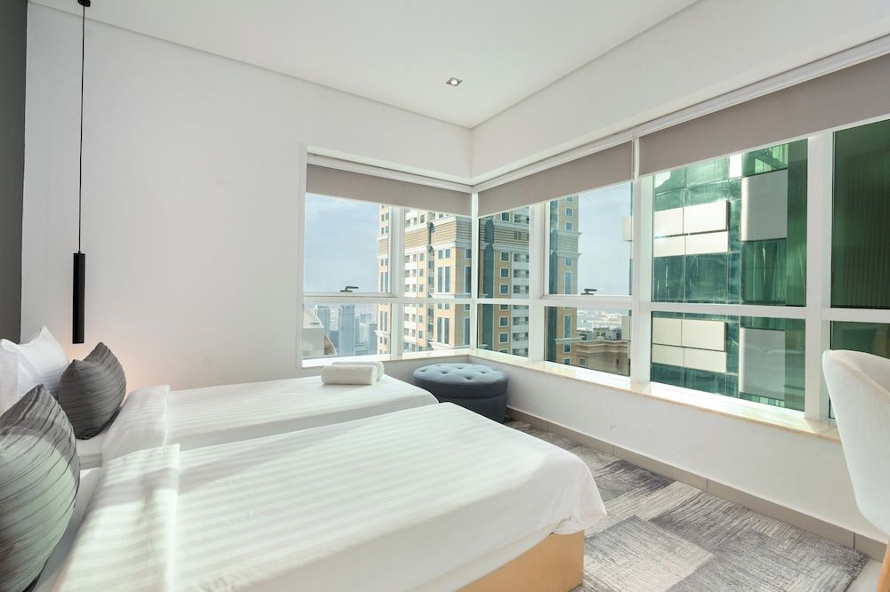 Samaya Holiday Homes - Marina luxury Suites Classic Apartment, Balcony, Marina View