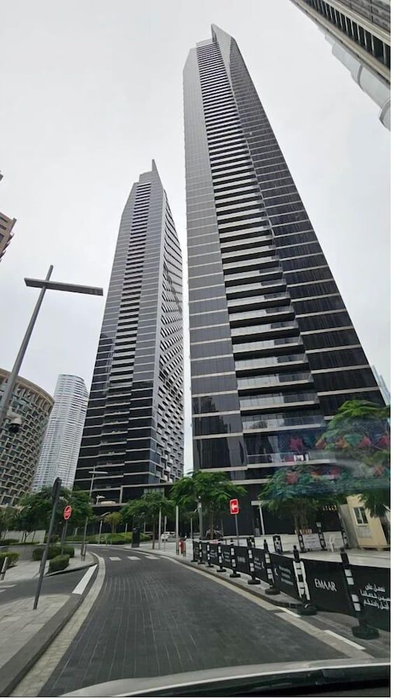 Creston Suites Address Opera Residences T2