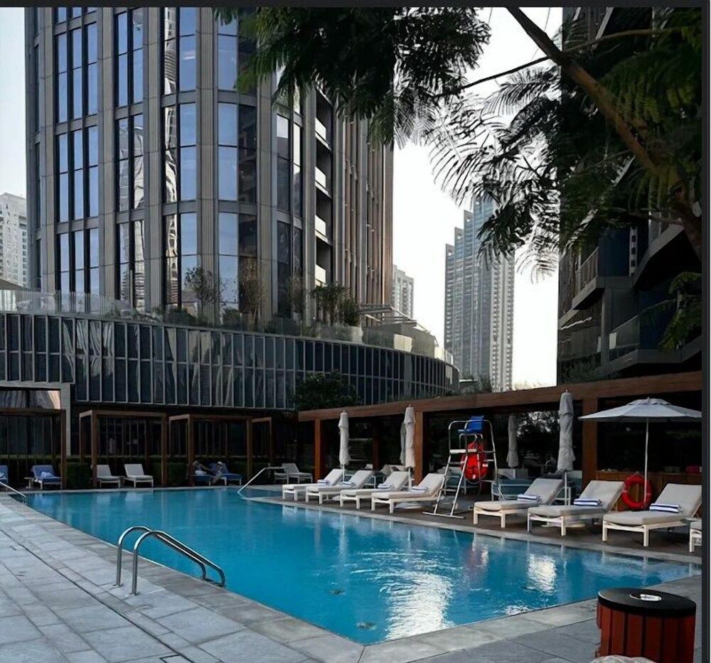 Creston Suites Address Opera Residences T2
