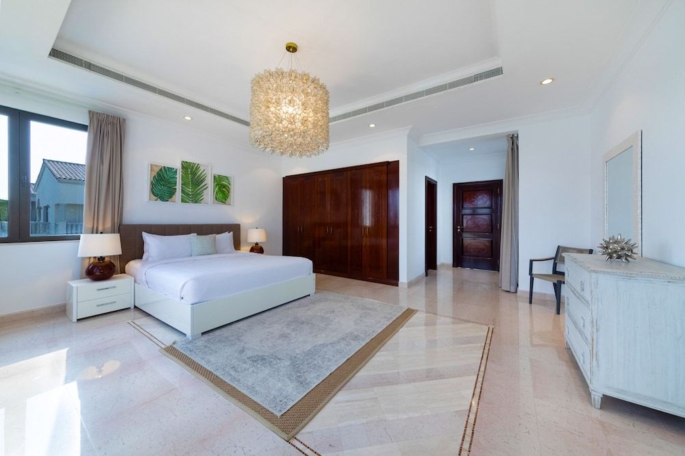 Grand Villa, 6 Bedrooms, Private Pool, Beach View