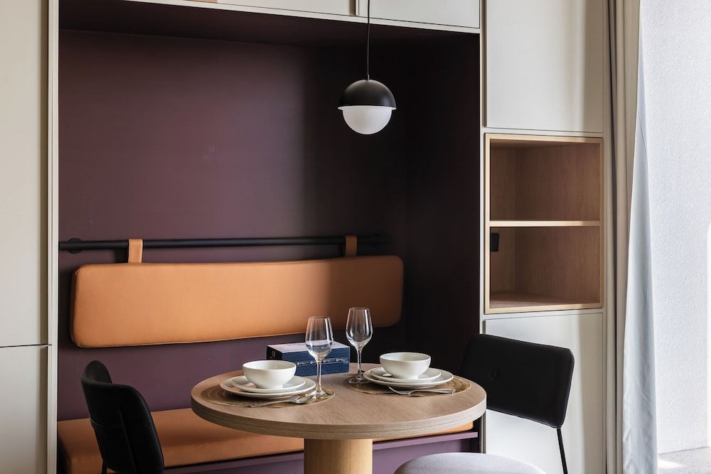SIMPLY COMFORT Upside Living Burj View