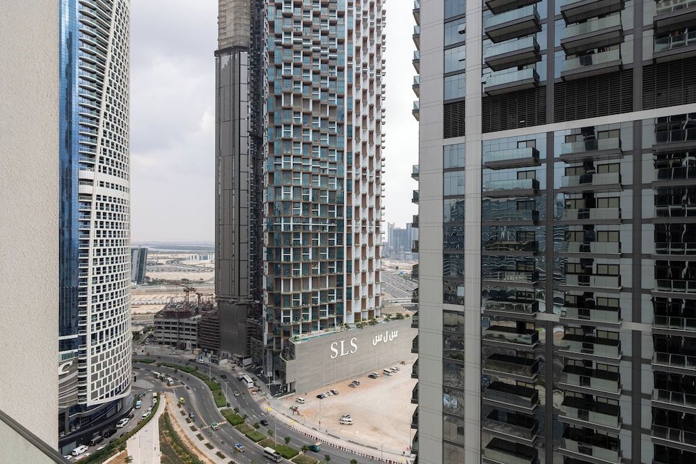 SIMPLY COMFORT Upside Living Burj View