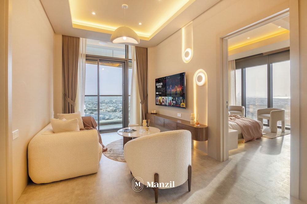 Luxury Apartment, Balcony, Canal View