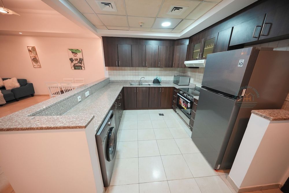 Luxury 2-Bedroom Stay in the Heart of Churchill
