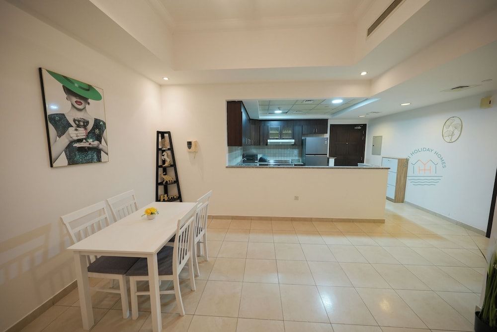 Luxury 2-Bedroom Stay in the Heart of Churchill