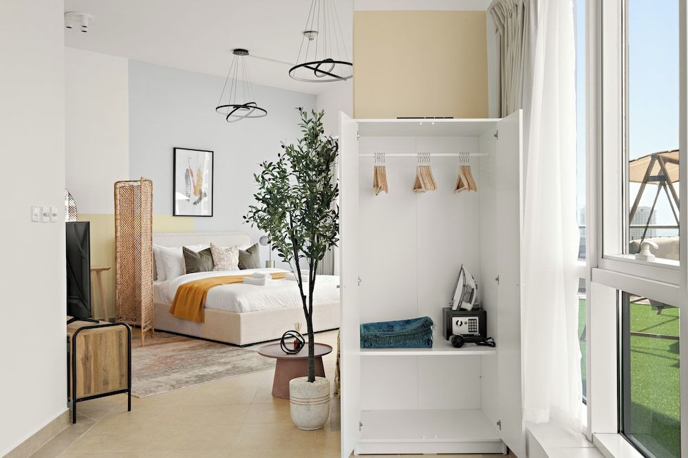 Silkhaus Madison Residency Junior Studio, Balcony, City View 4