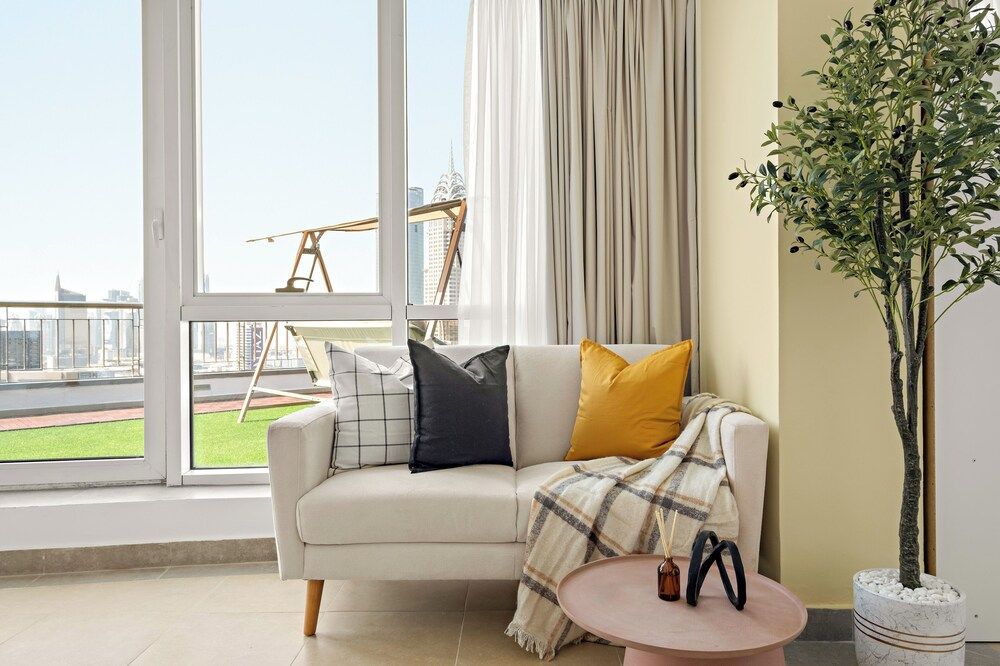 Silkhaus Madison Residency Junior Studio, Balcony, City View 7