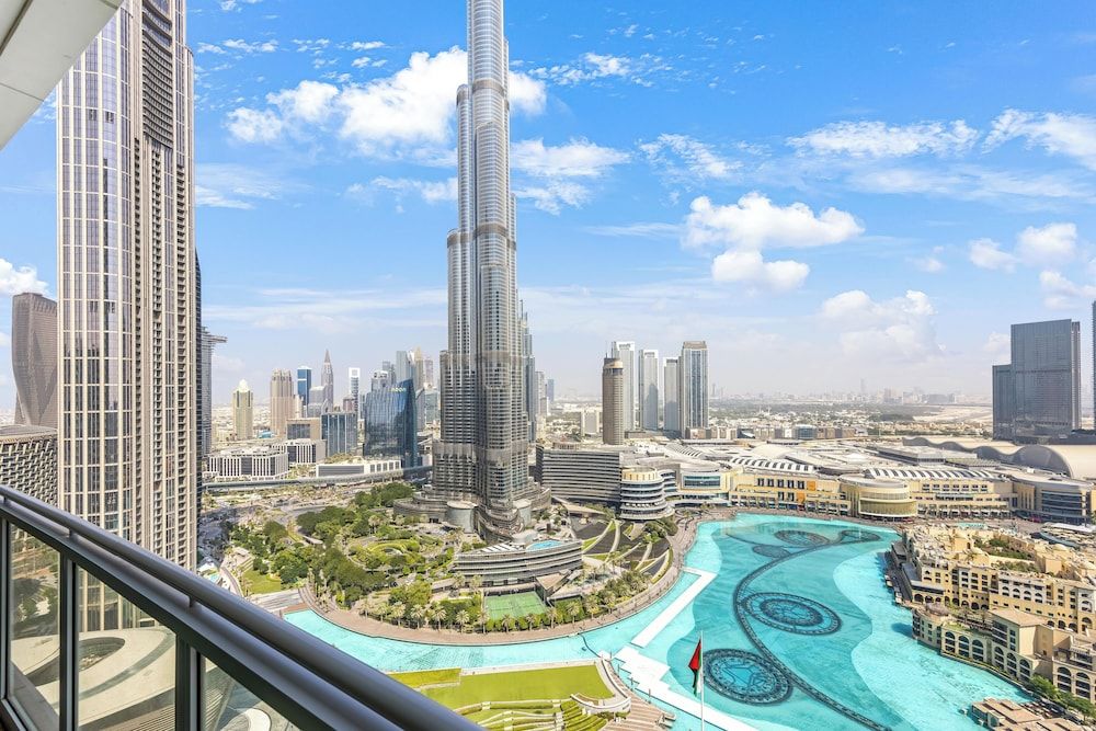 Luxury Penthouse, City View