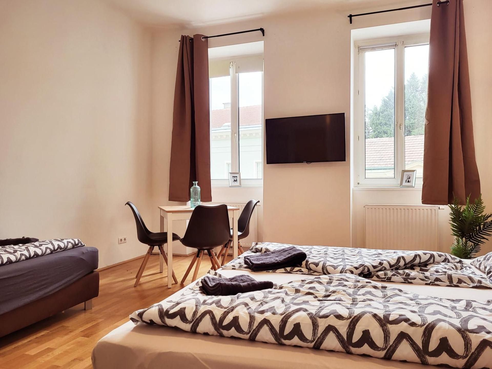 Studio Apartment
