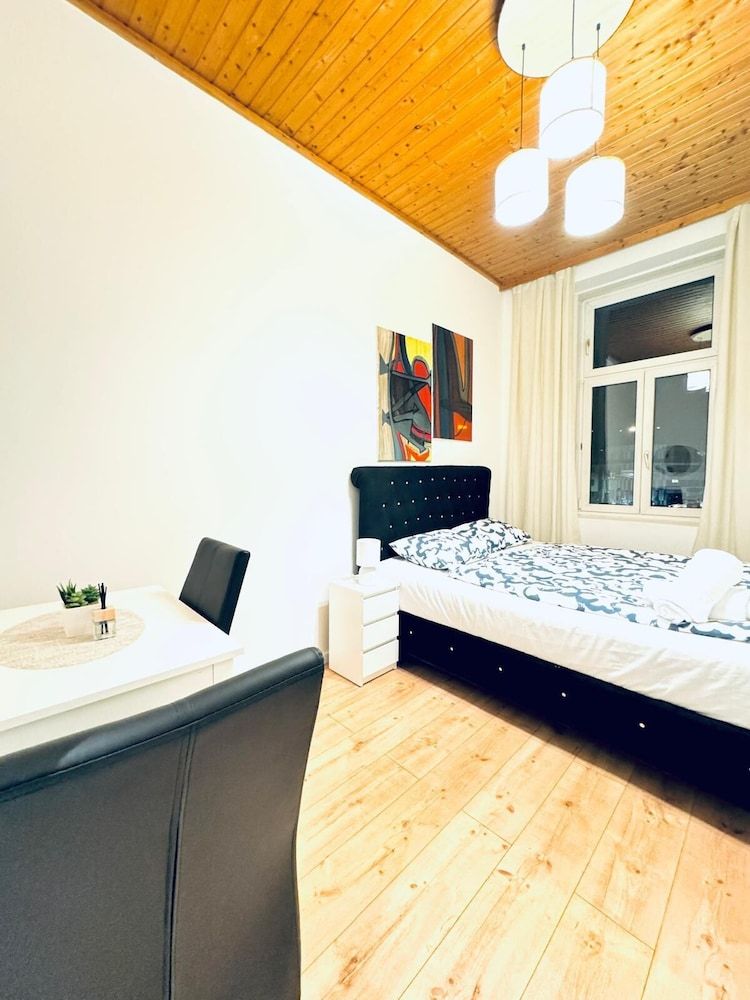 Basic Room