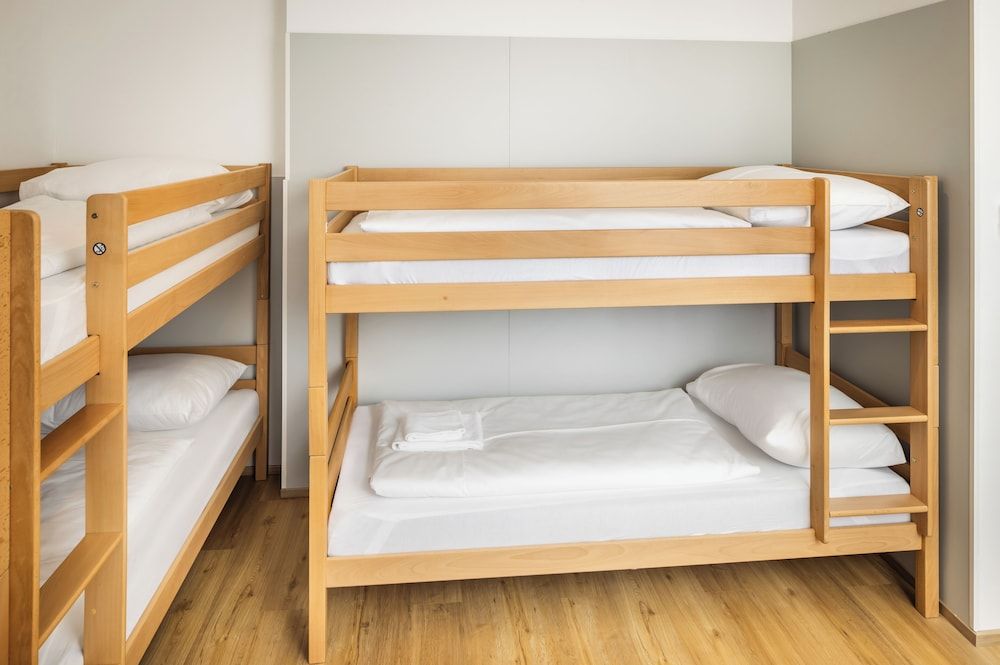 5 Rooms XXL with Balcony & A/C