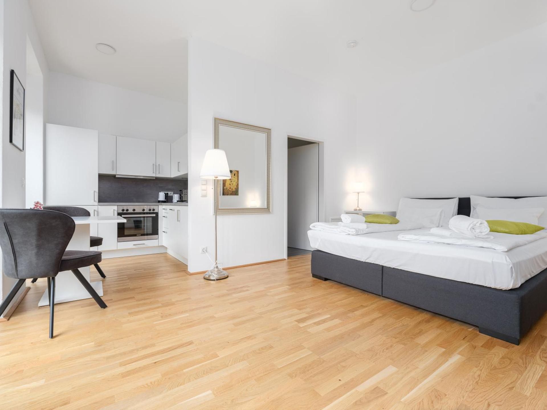 Studio Apartment