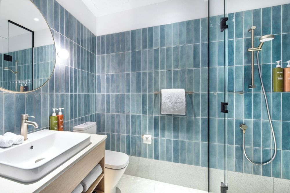 Holiday Inn Melbourne Bourke Street Mall by IHG 1 King Standard 4