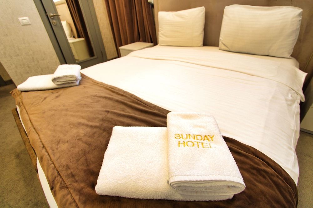 Sunday Palace Hotel Standard Double Room, City View 13