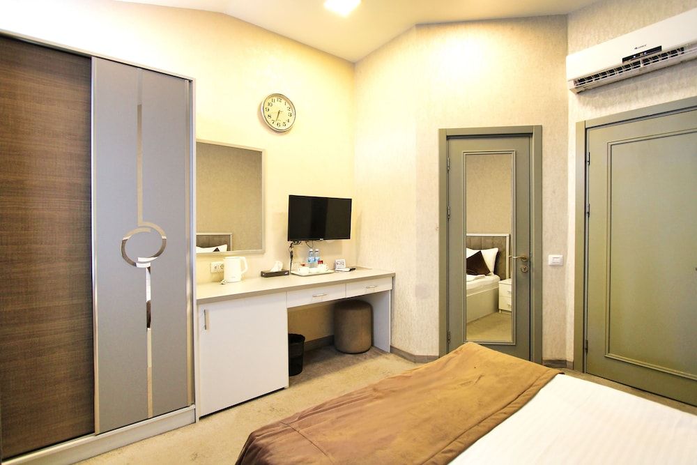 Sunday Palace Hotel Standard Double Room, City View 21