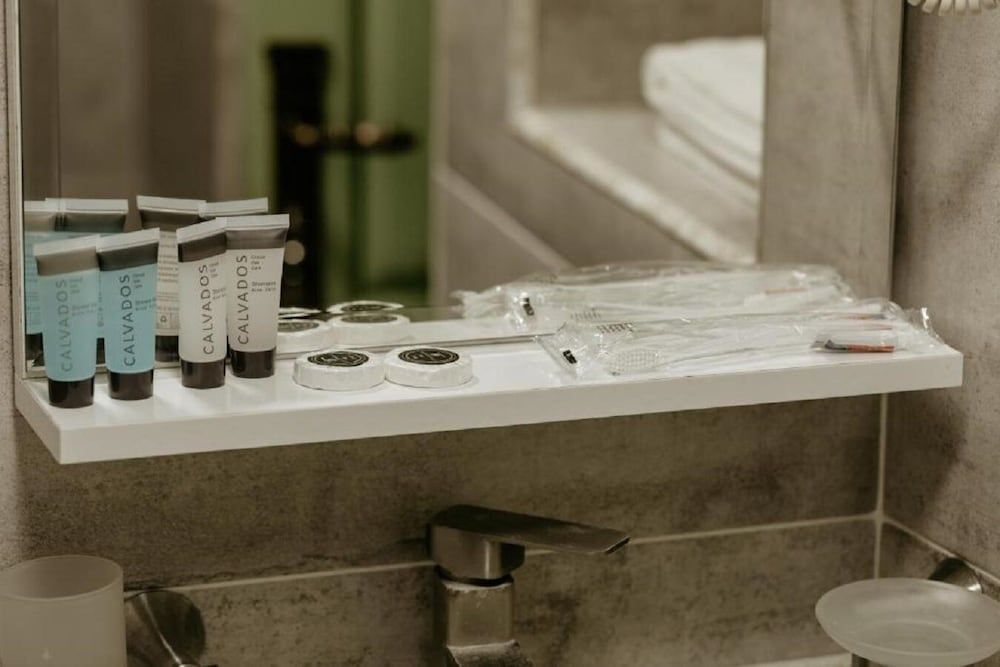 Sazeli Old Baku Hotel Economy Double Room 6