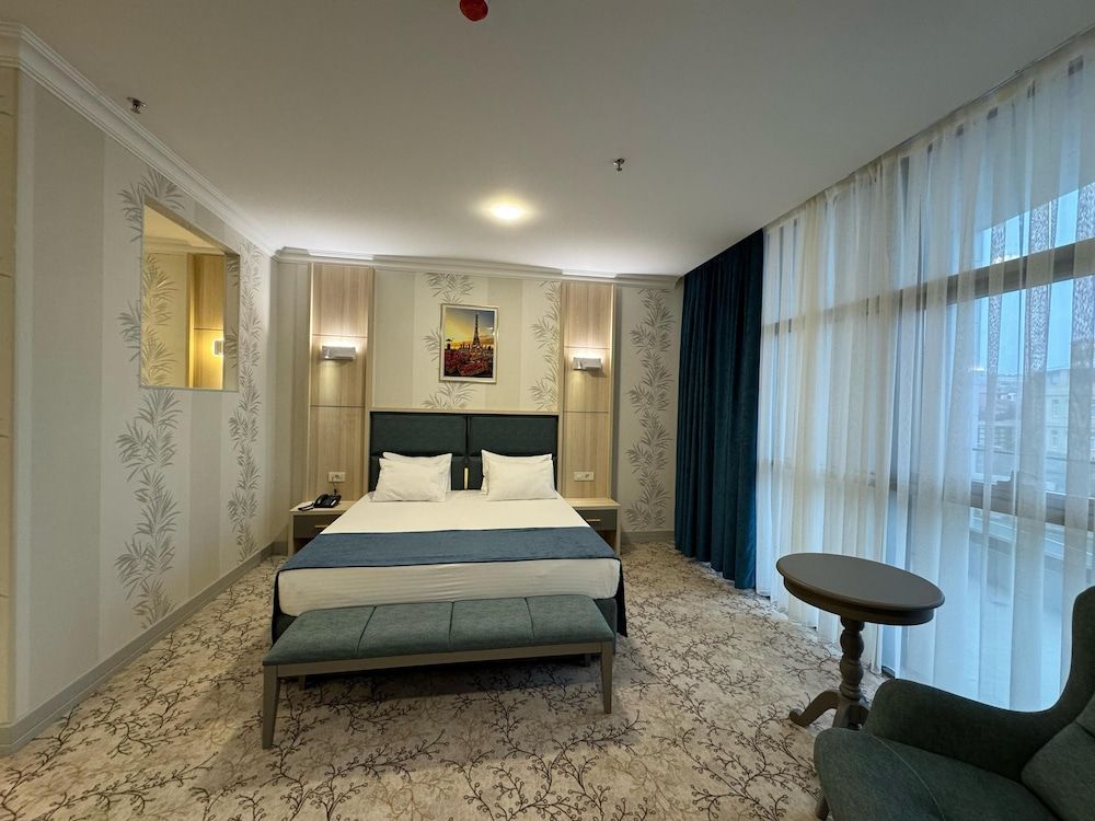Junior Quadruple Room