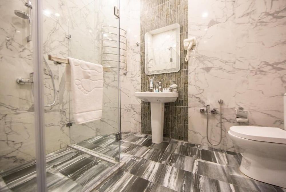 Pasage Hotel Baku Exclusive Double Room, City View 14