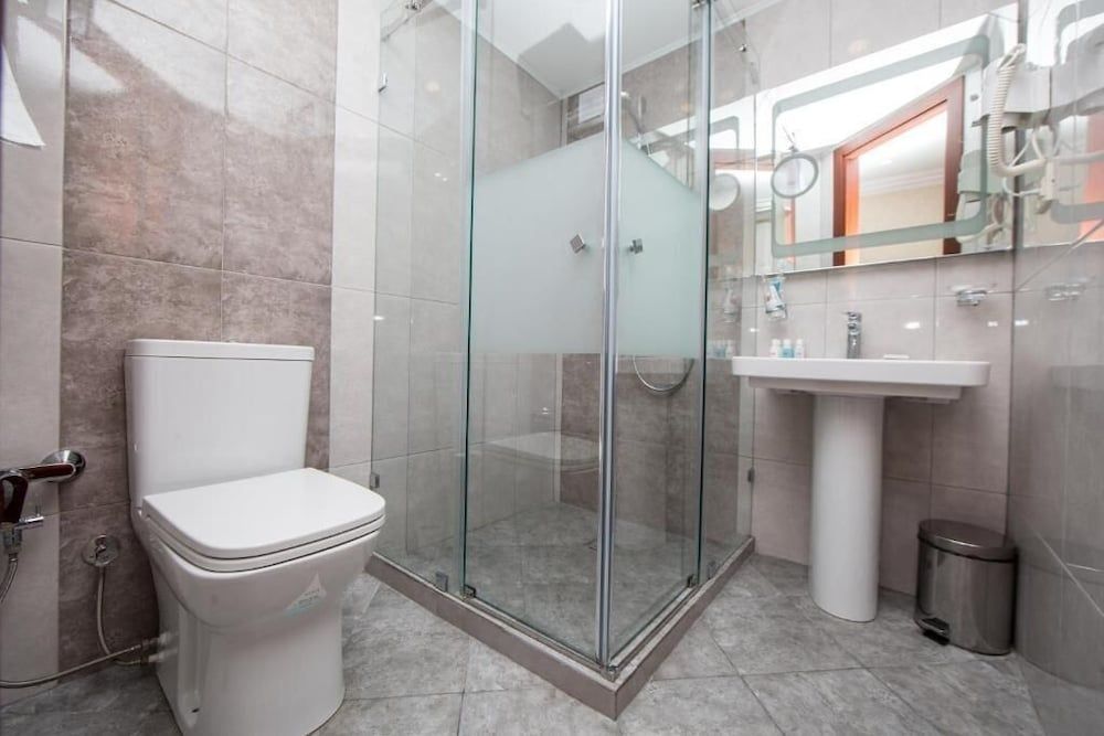 Pasage Hotel Baku Exclusive Double Room, City View 11