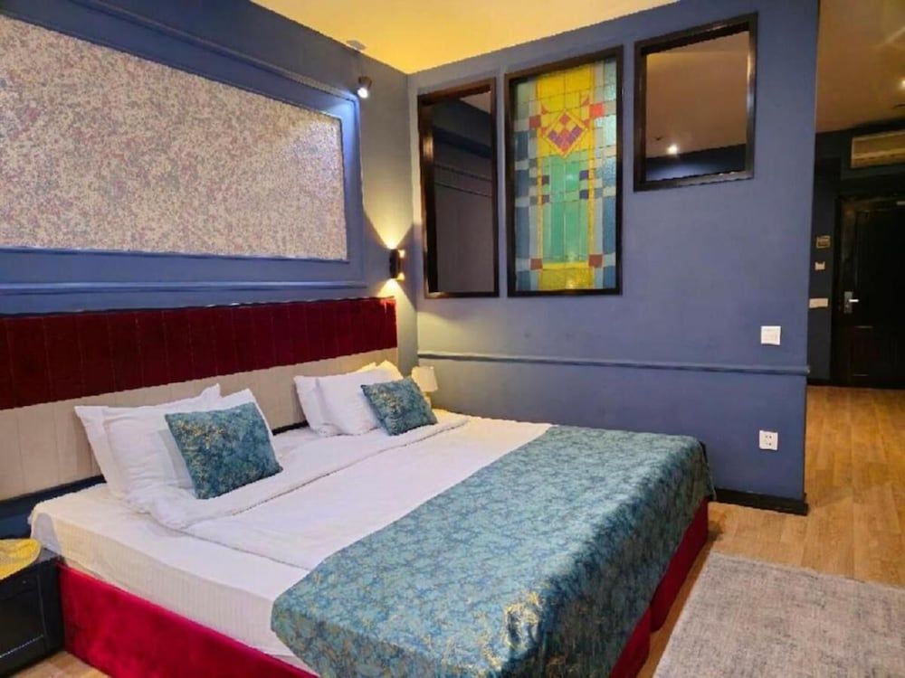 Executive Triple Room, City View