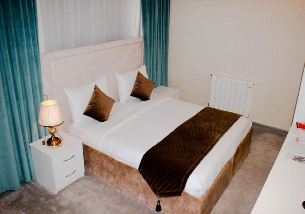 Sunday INN Hotel Double Room, City View 5