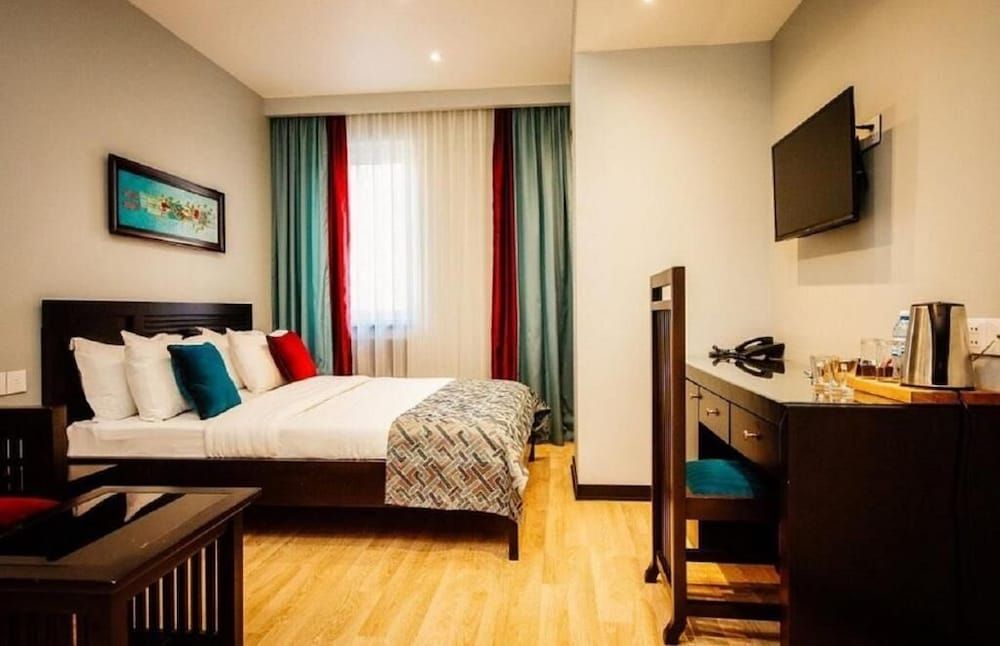 Hazz Palace Hotel Baku Standard Double or Twin Room 9