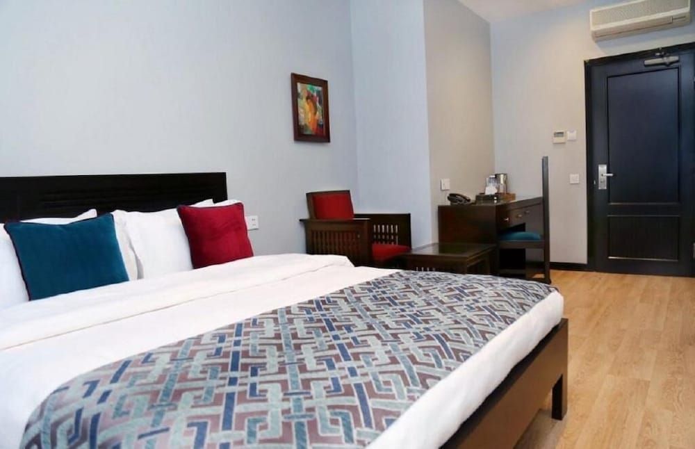Hazz Palace Hotel Baku Standard Double or Twin Room 5