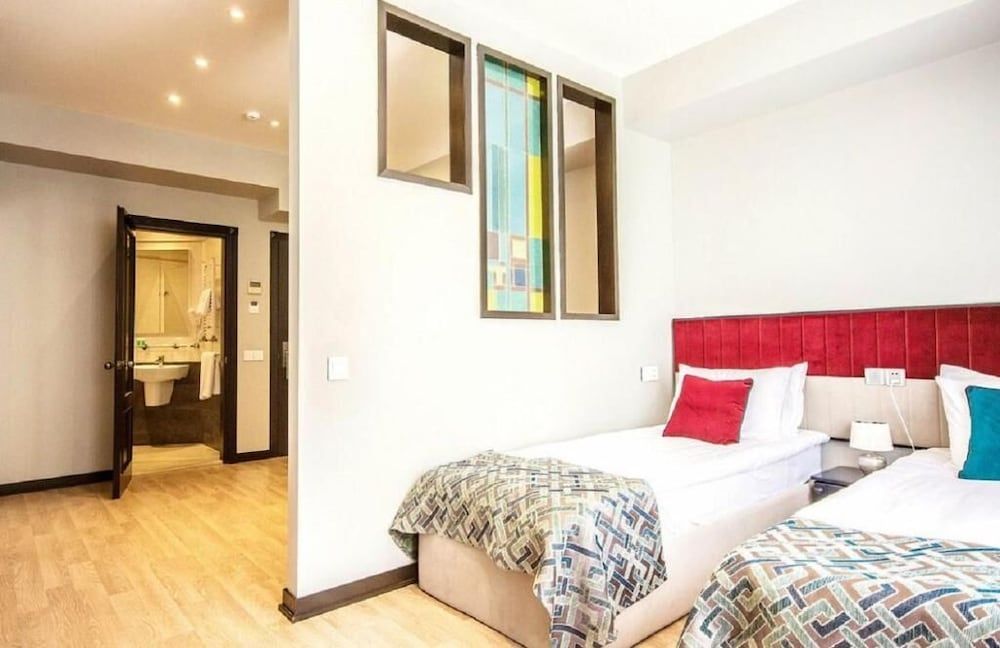 Hazz Palace Hotel Baku Standard Double or Twin Room 2