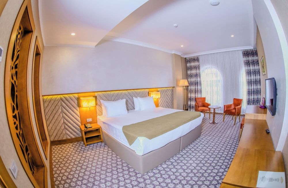 Junior Suite, City View