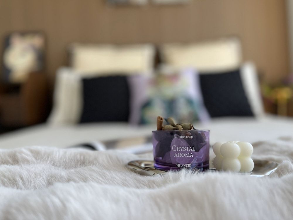 Skyline Luxe Panoramic Suites & towers Toronto Panoramic Penthouse, 2 Bedrooms, Non Smoking 8