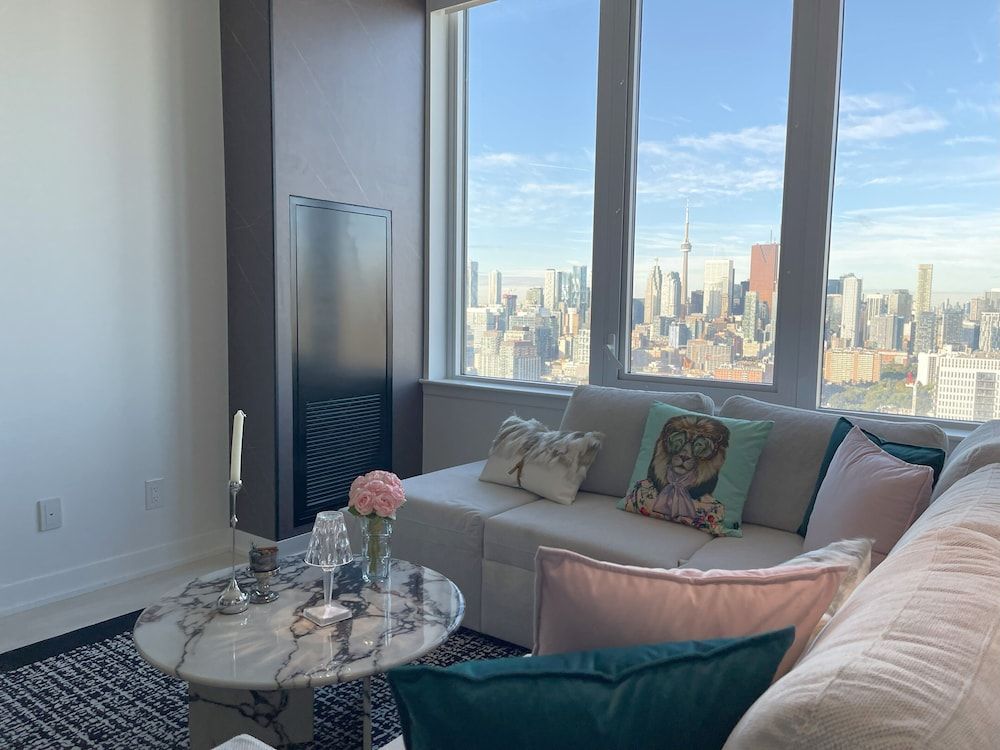 Skyline Luxe Panoramic Suites & towers Toronto Panoramic Penthouse, 2 Bedrooms, Non Smoking 40