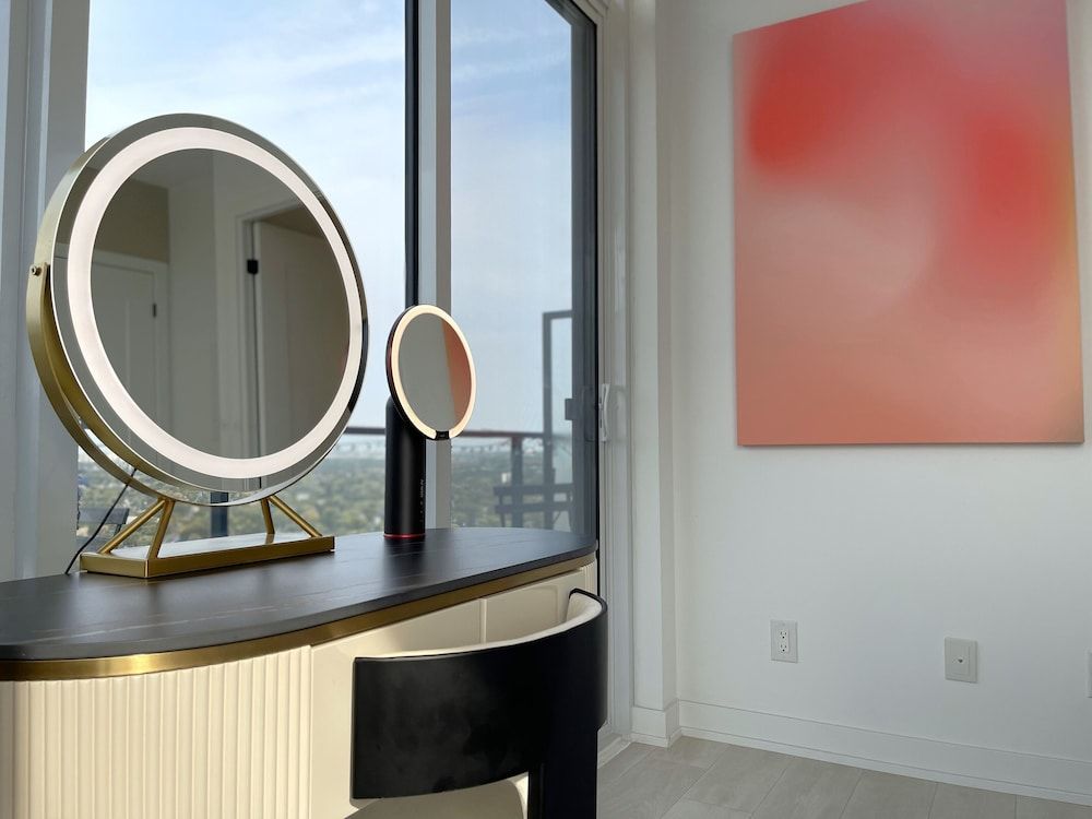 Skyline Luxe Panoramic Suites & towers Toronto Panoramic Penthouse, 2 Bedrooms, Non Smoking 34