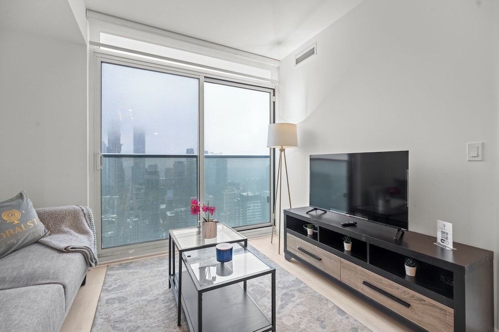 GLOBALSTAY Teahouse Condos in DT Toronto Deluxe Apartment, Multiple Beds 11