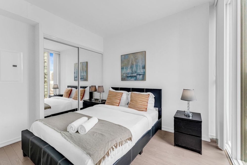 City Centre Suites Design Condo, 2 Bedrooms, Kitchen, City View 2