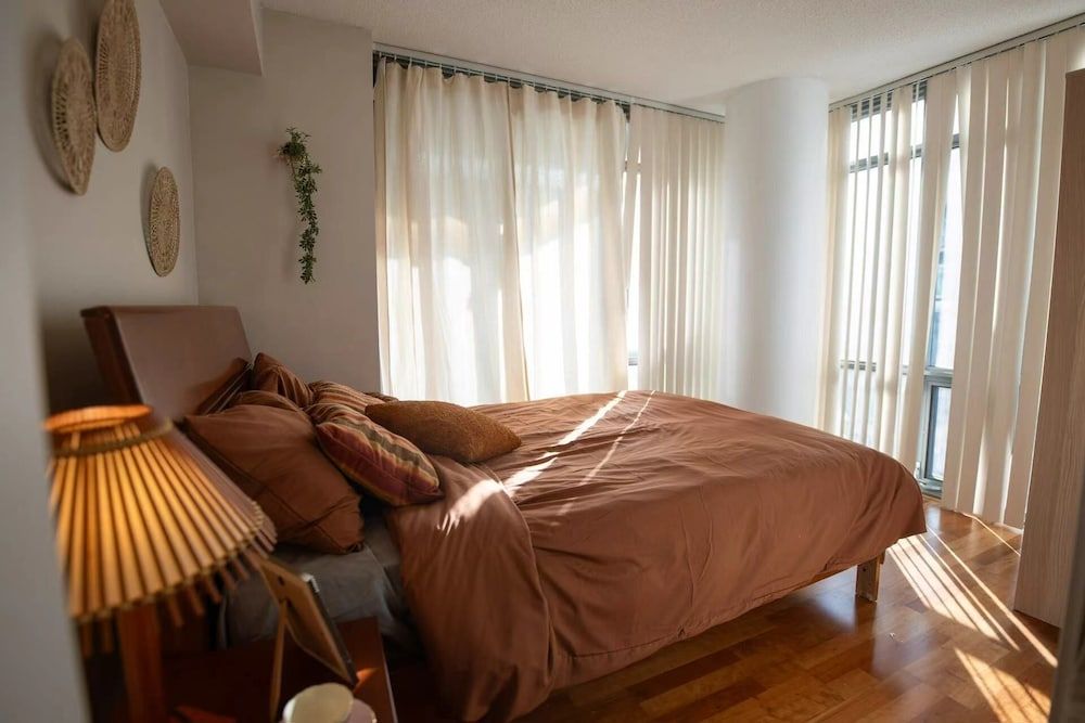 The Welly Suites & Towers Toronto Basic Suite, Non Smoking, City View 3