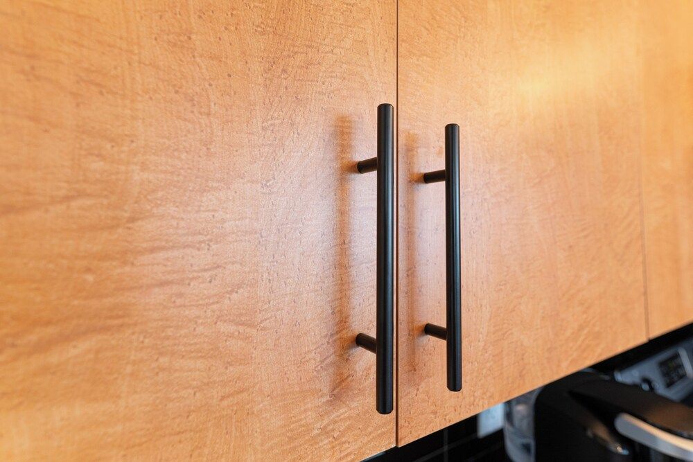 Maple Leaf Square Executive Suites Deluxe Condo, Balcony 12