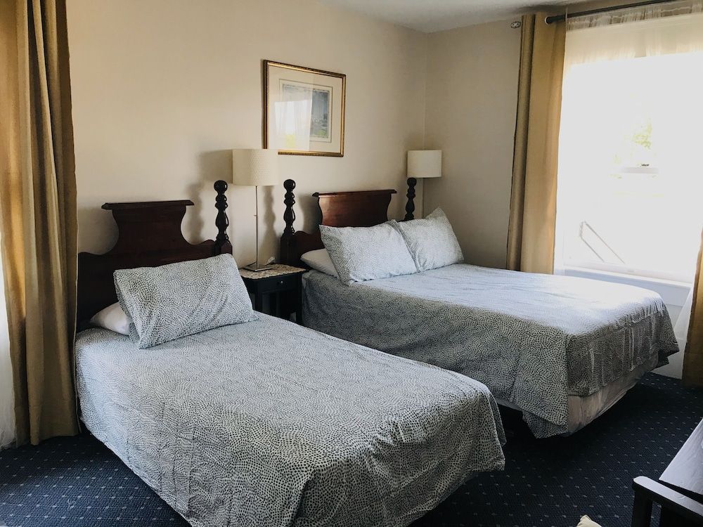 Windsor Guest House Comfort Double Room, Shared Bathroom 2