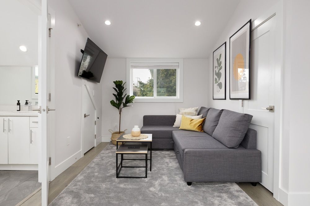 791 Durward Avenue Premium Apartment 11