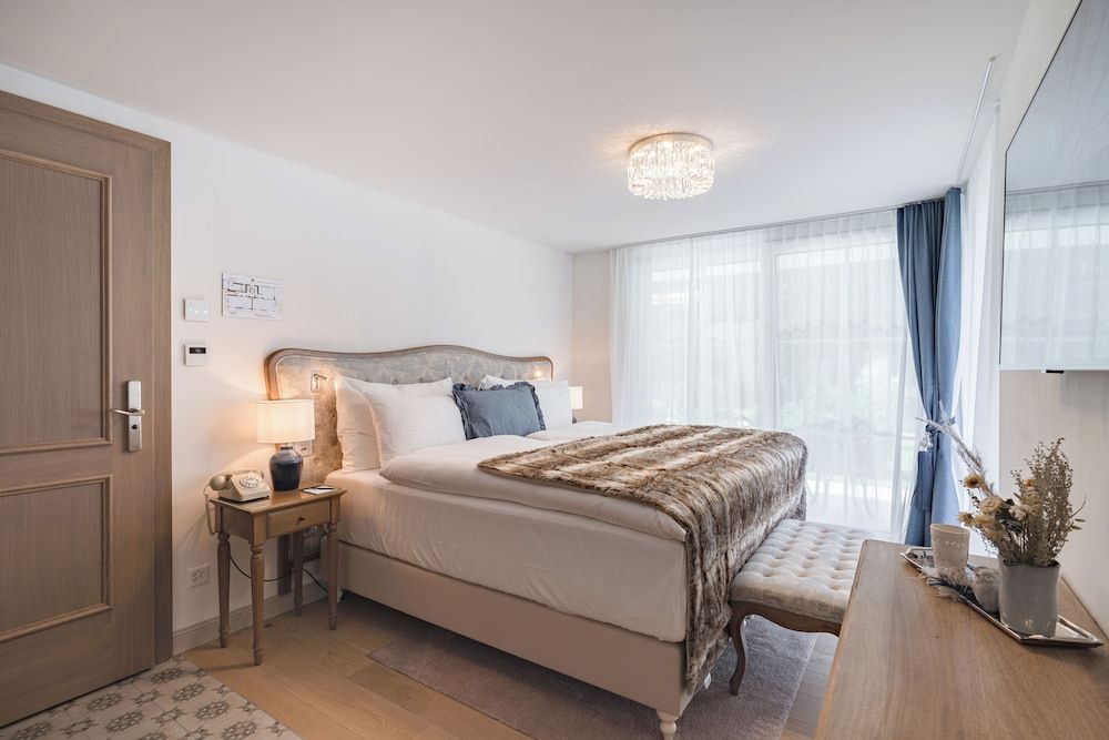 Mirabeau Etoile Etoile Petit Standard Double or Twin Room, Garden View 4