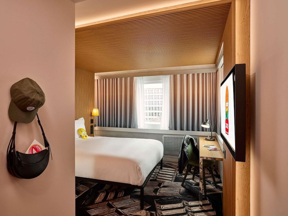 Mama Shelter Zurich Room, 1 Double Bed (MEDIUM MAMA) 6