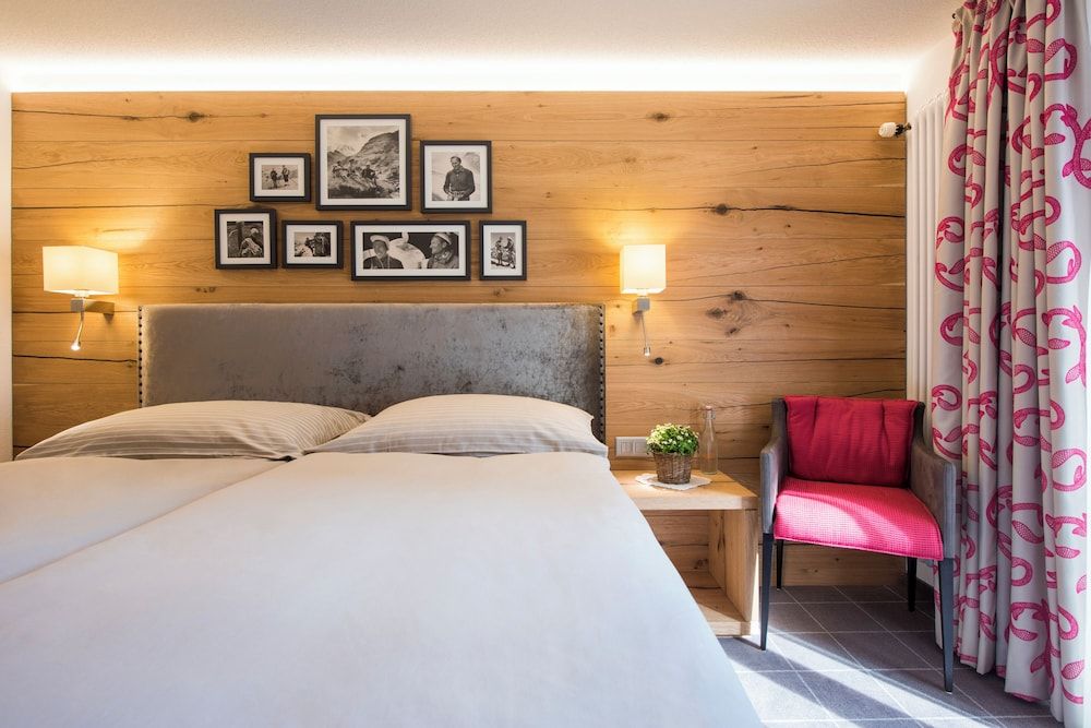 Hotel Chesa Valese Alpine Double Room