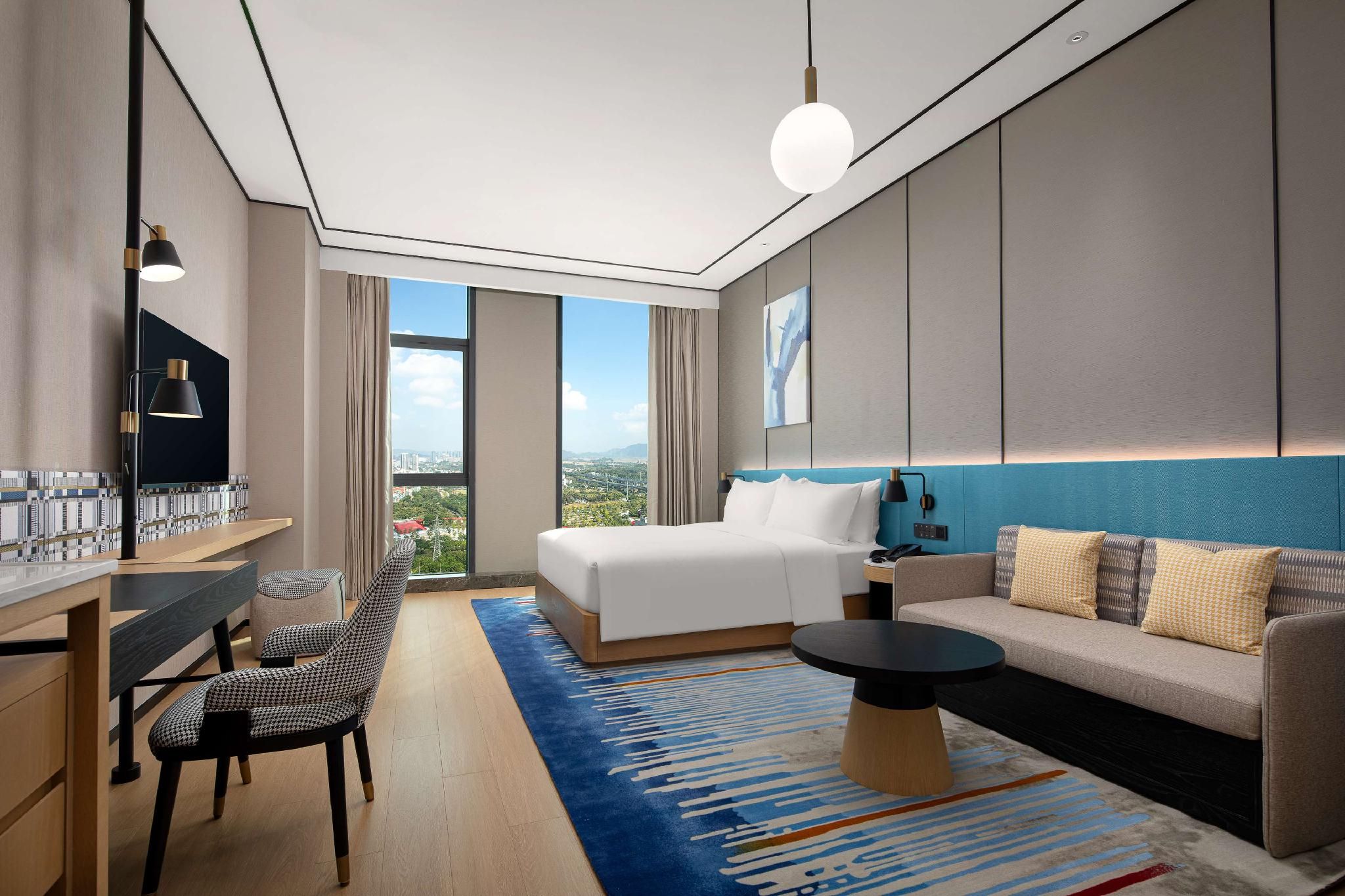 King Accessible Room 