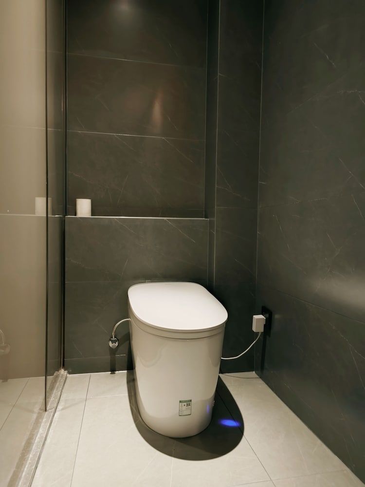 Coffizz Hotel Beijing Senior Room, City View 5