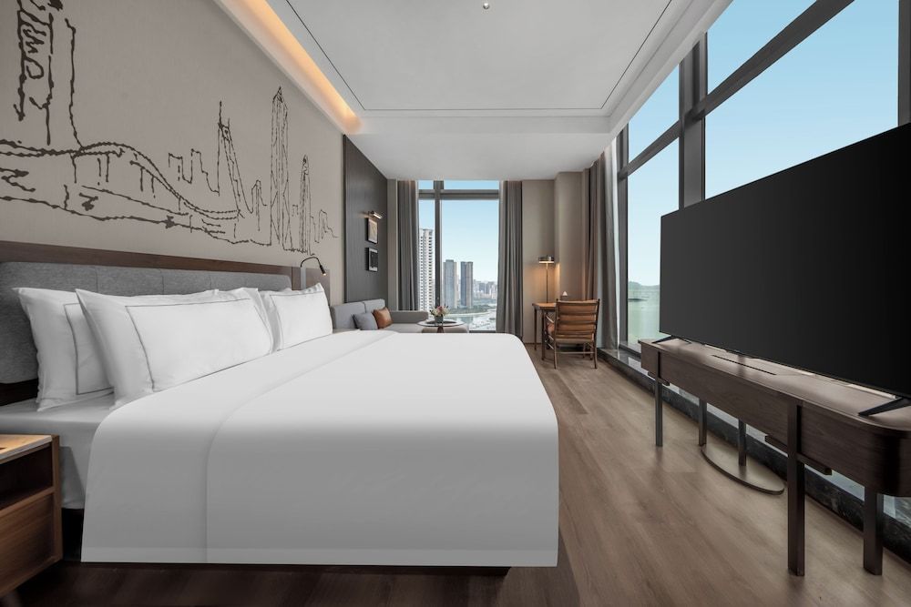 Executive Sea View Queen Room