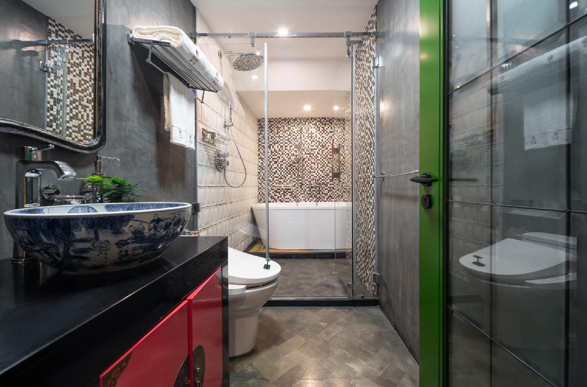 Family 2 Bedroom for 4 Person