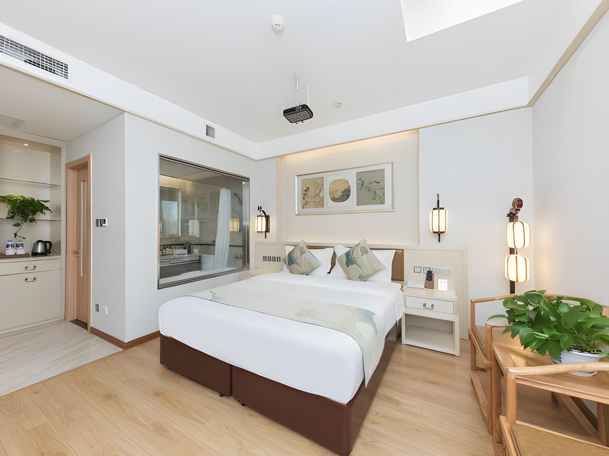 Zhenshe Double Bed Room