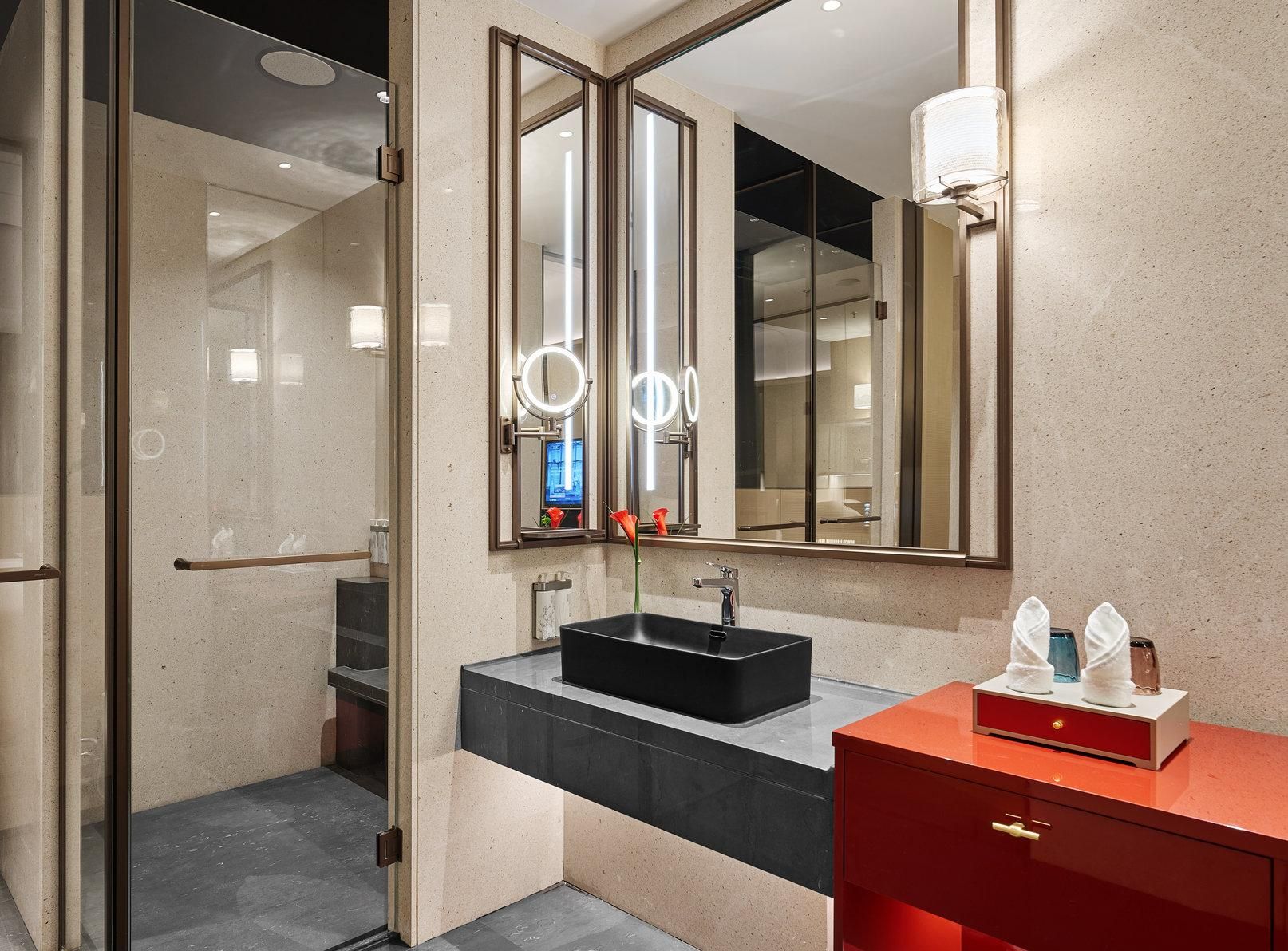 2 Double Standard Ocean View Lounge Access